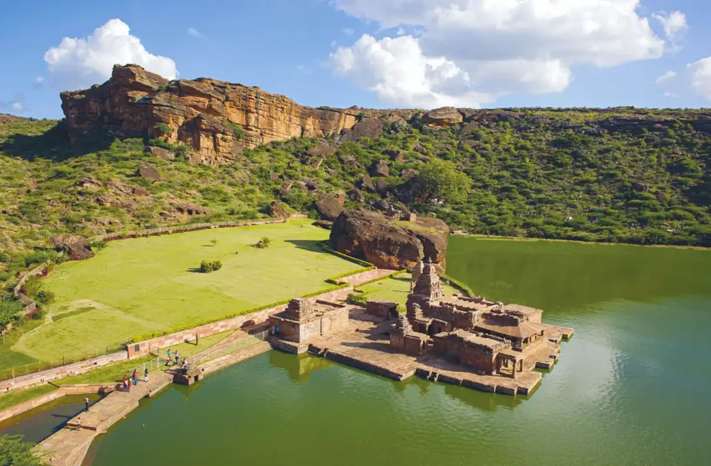 badami temple photo